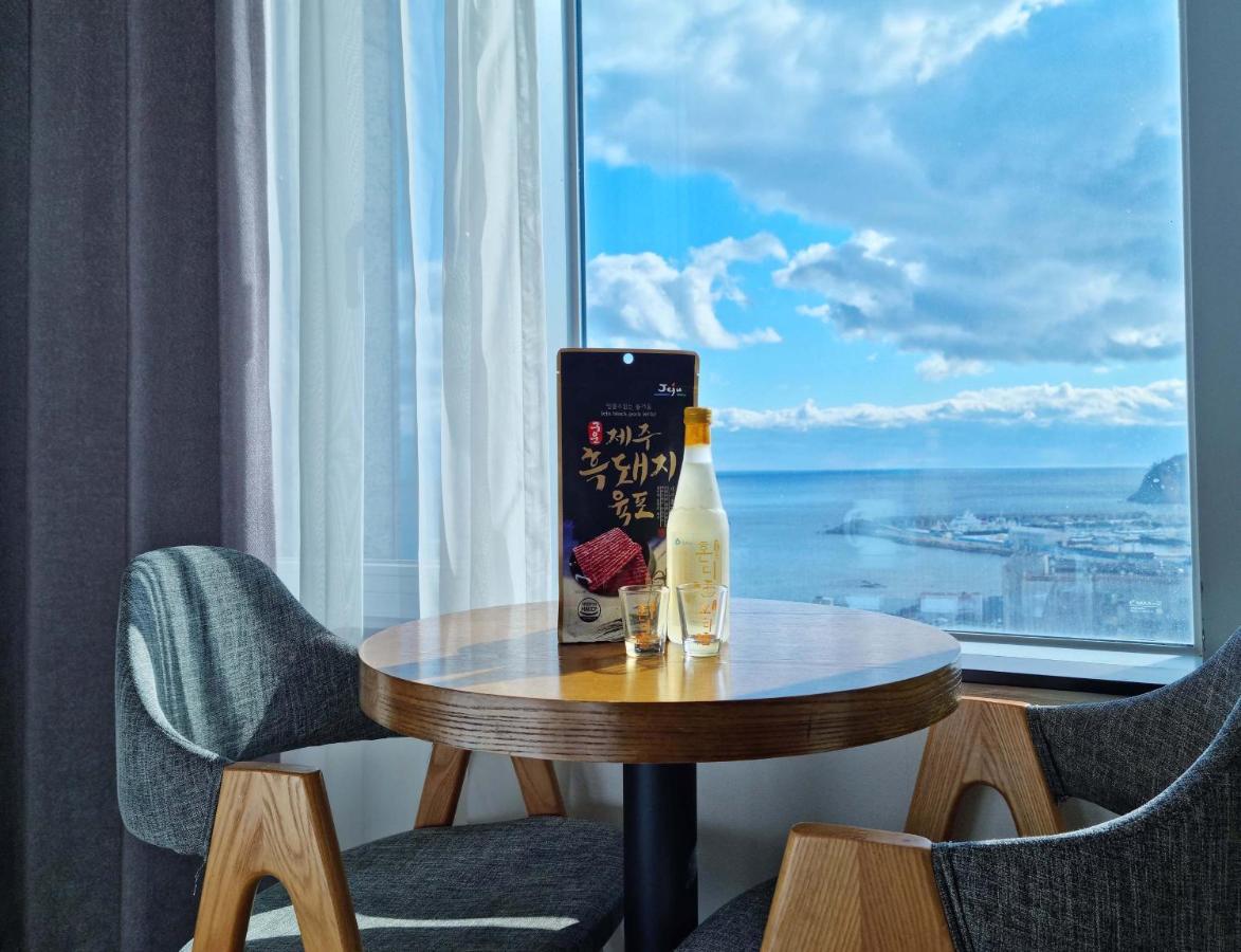 The First70 Hotel Seogwipo Dış mekan fotoğraf