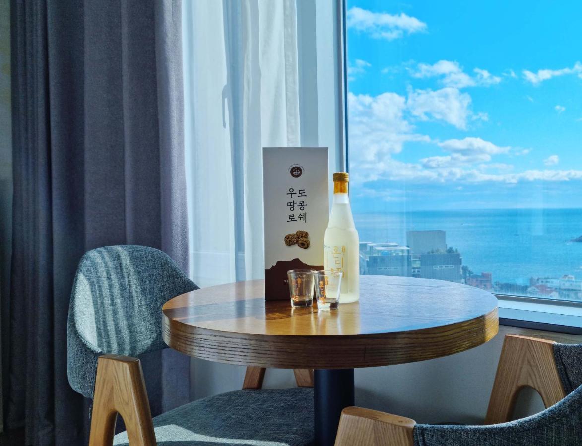 The First70 Hotel Seogwipo Dış mekan fotoğraf