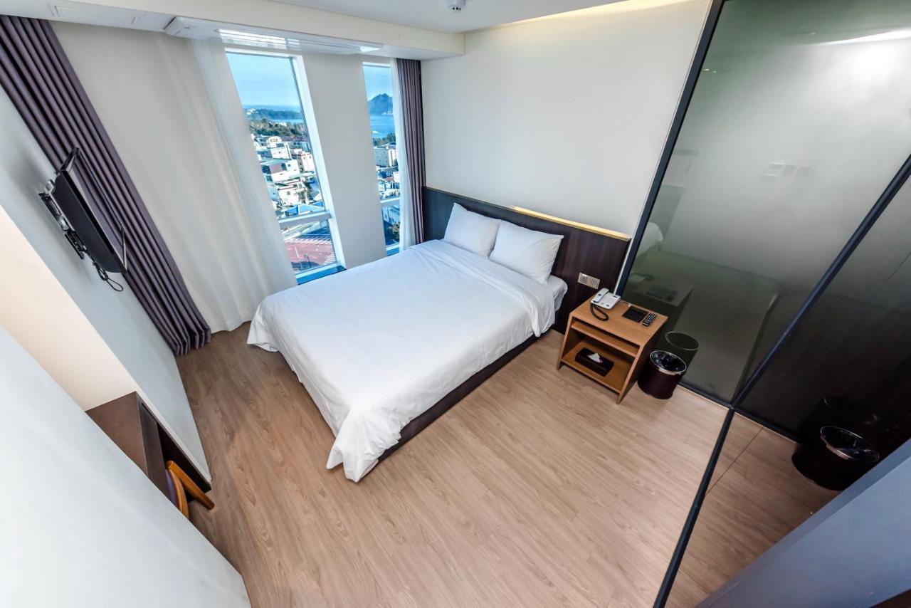 The First70 Hotel Seogwipo Dış mekan fotoğraf